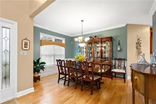 208 Farmington Dr, Peters Township, PA 15367 - Photo 7