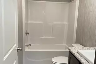 1218 Sunset Dr, Robinson Twp, PA 15019 - Photo 13