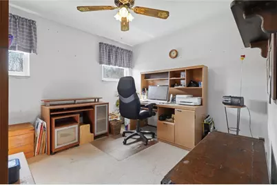 950 Elizabeth St, Liberty Boro, PA 15133 - Photo 29