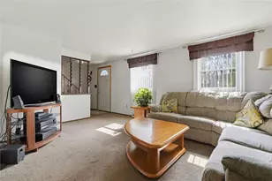 950 Elizabeth St, Liberty Boro, PA 15133 - Photo 7