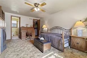 950 Elizabeth St, Liberty Boro, PA 15133 - Photo 25