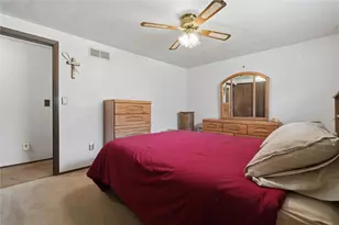 950 Elizabeth St, Liberty Boro, PA 15133 - Photo 23