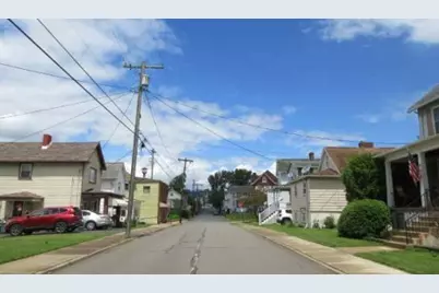 75 S Hamilton Ave, Greensburg, PA 15601 - Photo 3