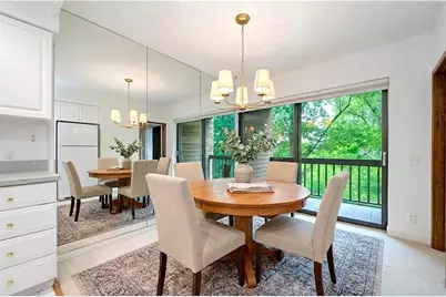 1500 Cochran Road #700, Scott Township, PA 15243 - Photo 9