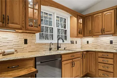 4948 Simmons Cir, Export, PA 15632 - Photo 13