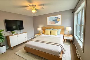 1009 W Waterford Ct, North Strabane, PA 15317 - Photo 17