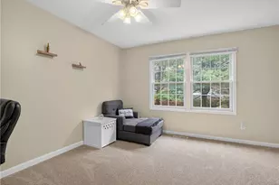 451 Cherryhill Dr, Cecil, PA 15017 - Photo 27