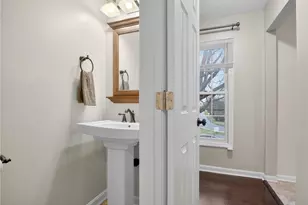 451 Cherryhill Dr, Cecil, PA 15017 - Photo 19