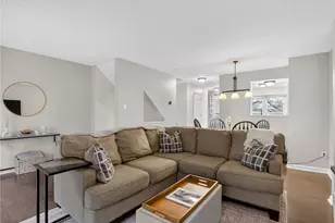 451 Cherryhill Dr, Cecil, PA 15017 - Photo 5