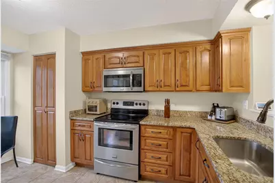 451 Cherryhill Dr, Cecil, PA 15017 - Photo 13