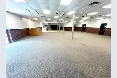 1139 N Main Street Ext, Twp of But NW, PA 16001 - Photo 11