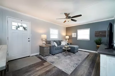 206 Nebraska Ave, Neville Twp, PA 15225 - Photo 3