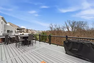 235 Long Ridge Dr, Kennedy Township, PA 15108 - Photo 15