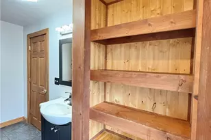 24 W Chartes St, New Castle, PA 16102 - Photo 13