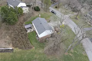 1696 Hathaway Ln, Pittsburgh, PA 15241 - Photo 9