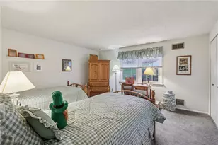 1696 Hathaway Ln, Pittsburgh, PA 15241 - Photo 41