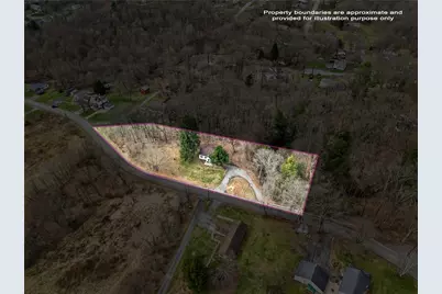 2411 Graceland Rd, Neshannock Township, PA 16105 - Photo 1