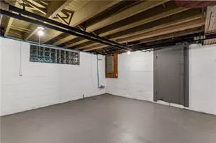 895 Alcoma St, Sharon, PA 16146 - Photo 37