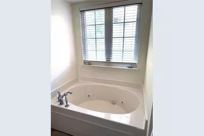 1305 Michael Dr, Pittsburgh, PA 15227 - Photo 17