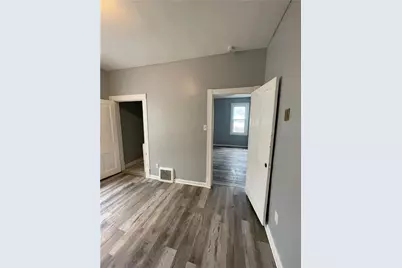 139 N Water Ave #2, Sharon, PA 16146 - Photo 9