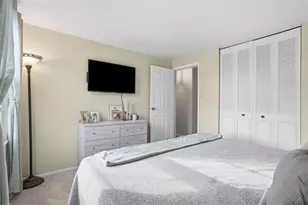 129 Scottsdale Dr, Moon/Crescent Twp, PA 15108 - Photo 17