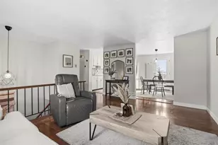 129 Scottsdale Dr, Moon/Crescent Twp, PA 15108 - Photo 7