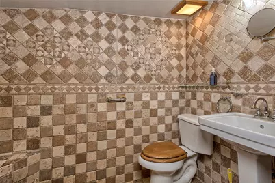 630 Broadford Road, Upper Tyrone Township, PA 15425 - Photo 9