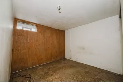 348 Hollow Rd, Washington Township, PA 16218 - Photo 17