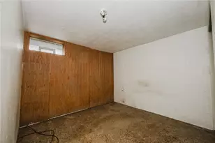 348 Hollow Rd, Washington Township, PA 16218 - Photo 17