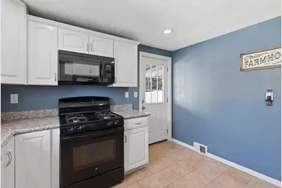 6417 Helen St., South Park, PA 15129 - Photo 9