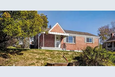 813 Alberta Dr, West Mifflin, PA 15122 - Photo 1