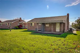 813 Alberta Dr, West Mifflin, PA 15122 - Photo 29