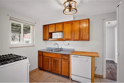 813 Alberta Dr, West Mifflin, PA 15122 - Photo 11