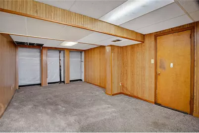 813 Alberta Dr, West Mifflin, PA 15122 - Photo 21