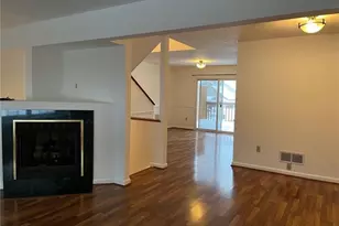 2003 Trail Side Ct, Jeannette, PA 15644 - Photo 7