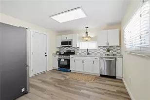 805 Colonial Ave, Monaca, PA 15061 - Photo 13