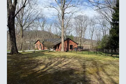 850 Martin, White Township, PA 15701 - Photo 3