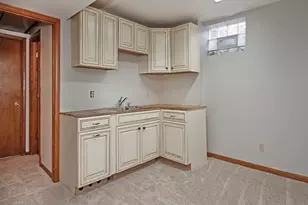 1460 Mohican Dr, Pittsburgh, PA 15228 - Photo 23