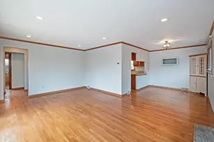 1460 Mohican Dr, Pittsburgh, PA 15228 - Photo 5