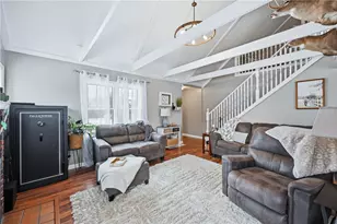 7376 Sharon-Mercer Rd, Lackawannock Township, PA 16137 - Photo 9