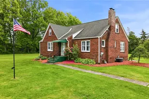7376 Sharon-Mercer Rd, Lackawannock Township, PA 16137 - Photo 5
