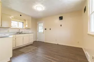 700 6th St, Glassport, PA 15045 - Photo 5