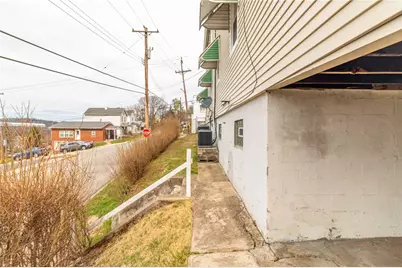 700 6th St, Glassport, PA 15045 - Photo 33