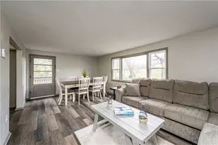 2475 State Route 119, Hempfield Township, PA 15601 - Photo 9