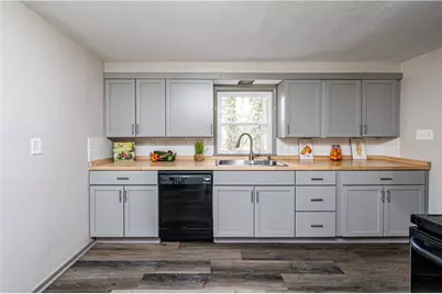 2475 State Route 119, Hempfield Township, PA 15601 - Photo 13