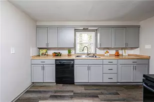 2475 State Route 119, Hempfield Township, PA 15601 - Photo 13