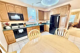 1220 Peermont Ave, Pittsburgh, PA 15216 - Photo 11