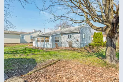 1205 Vermont Ave, Hopewell Township, PA 15001 - Photo 17