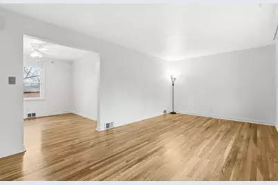 513 Lombard St, Irwin, PA 15642 - Photo 7