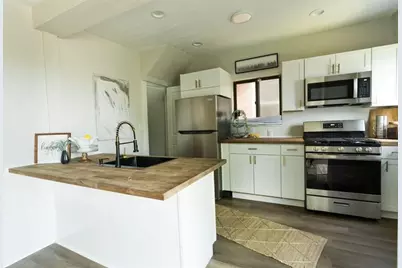 1804 Tonopah Ave, Beechview, PA 15216 - Photo 9